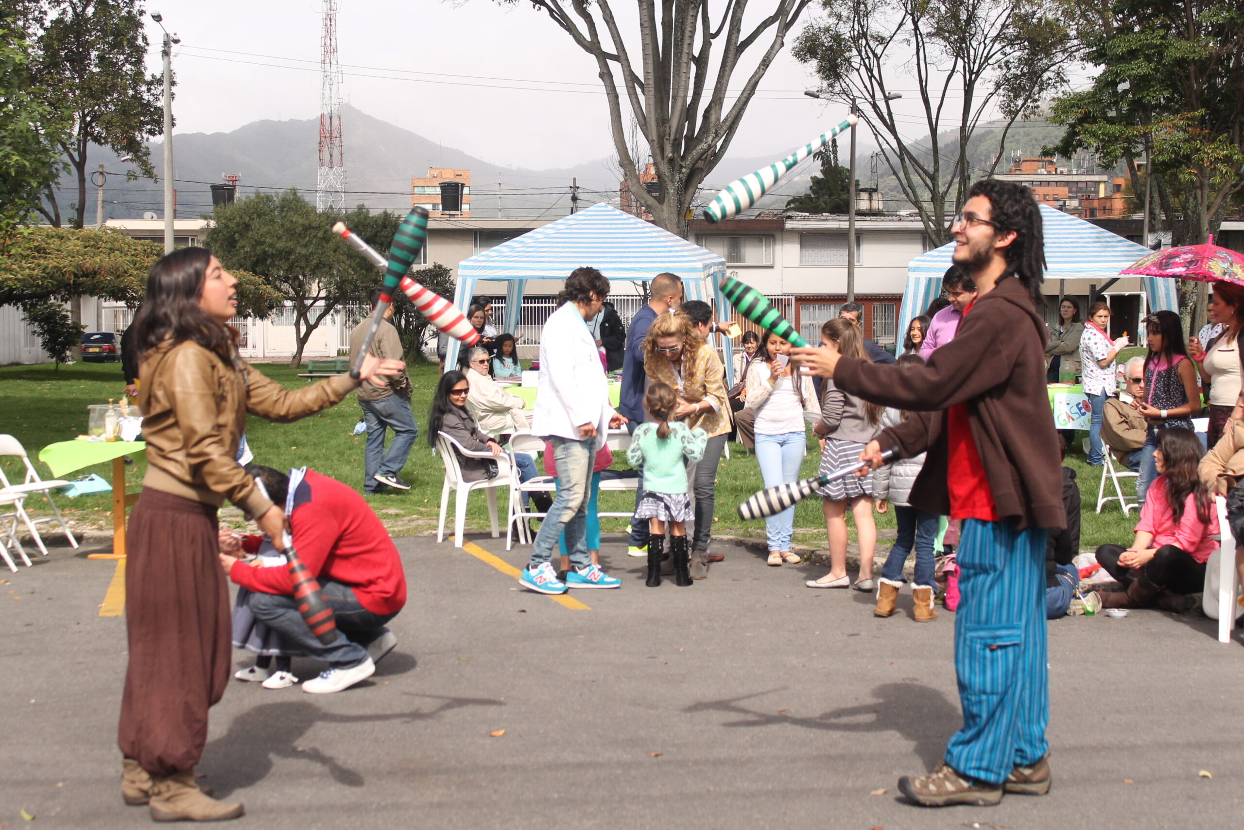 Lee más sobre el artículo Bazar 2015