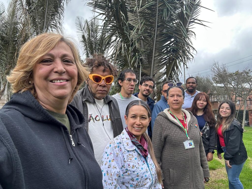 🚶♀️ Caminatas Cognitivas: Transformando Vidas a Través del Movimiento 🧠
